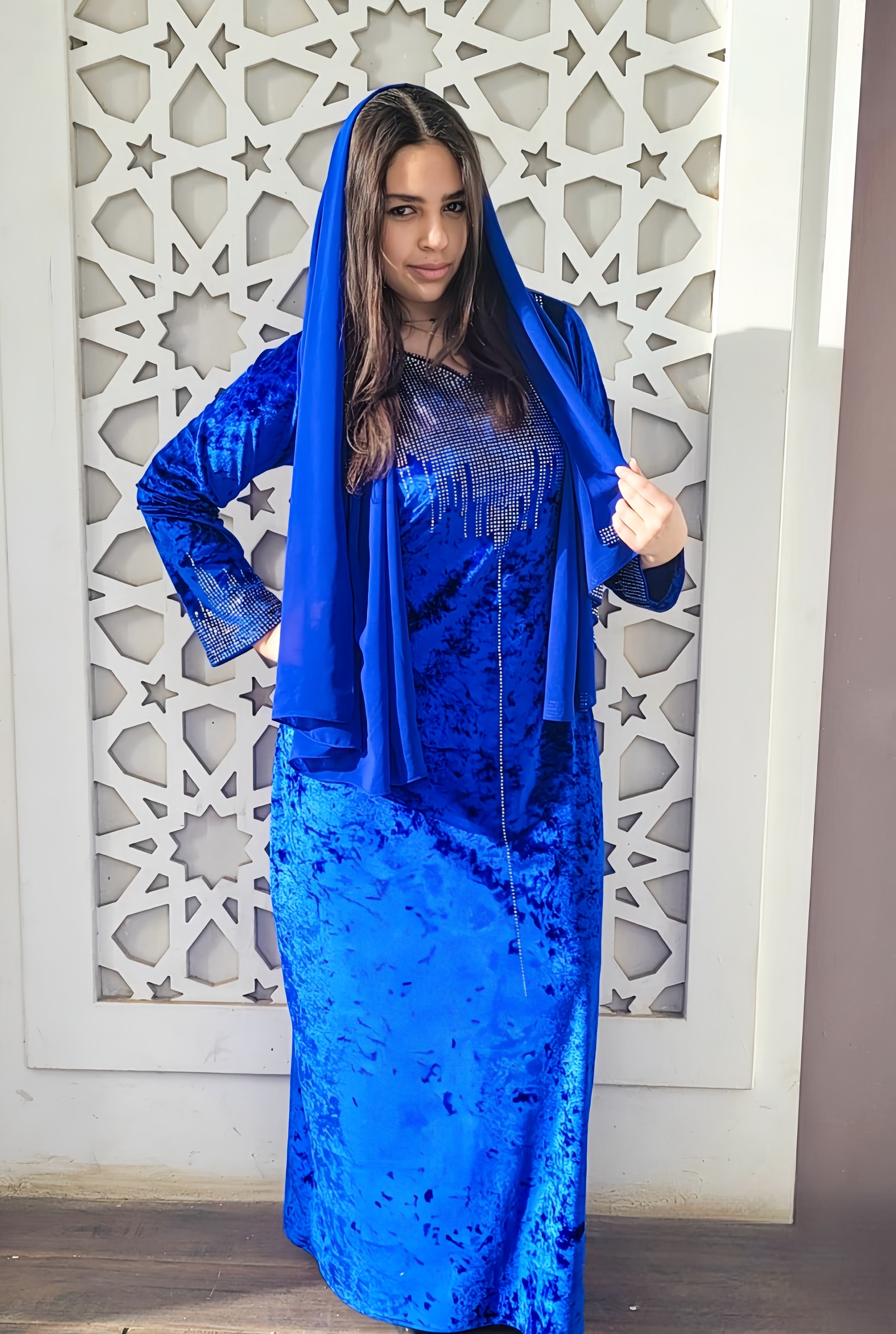 velevet jalabia with crystal +scarf